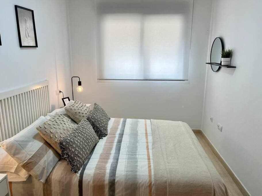Appartement Altamira 2 Campello Piscina, Garaje ,Wifi, A/C à El Campello Extérieur photo